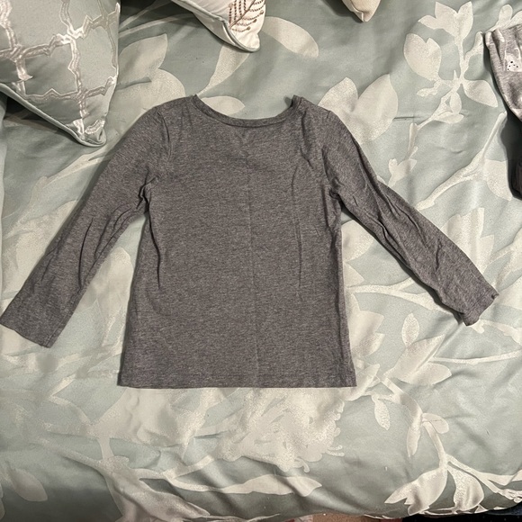 Oshkosh B’gosh 4t grey long sleeve shirt “most likely to be on the nice list” EC - Picture 5 of 5